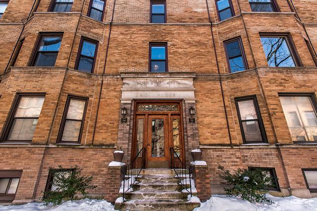749 W California Ter. #1, Chicago, IL 60657