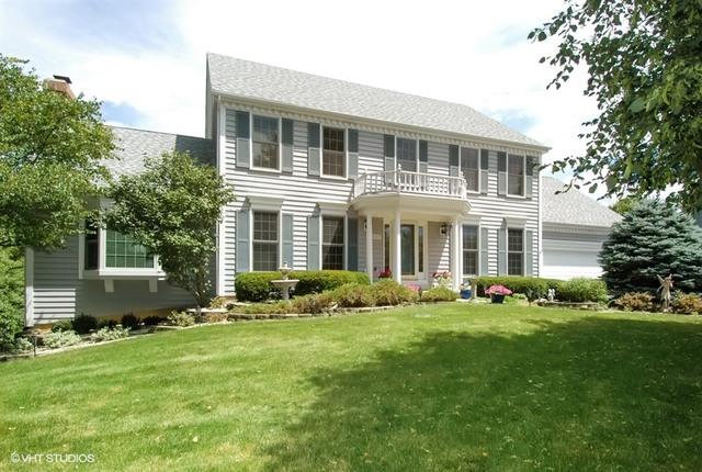 637 Country Hill Ave., Crystal Lake, IL 60012