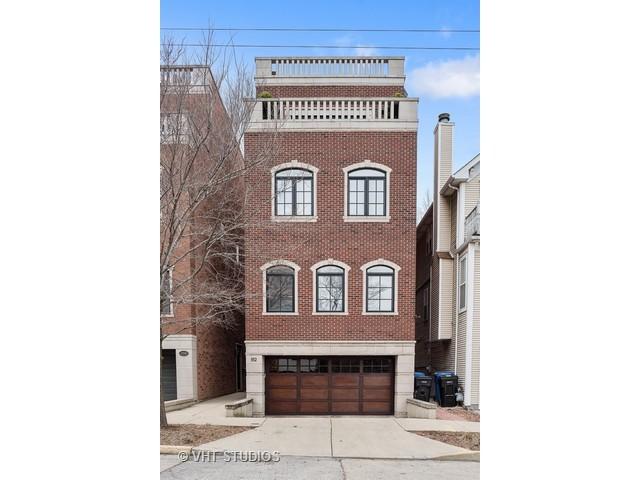 952 N Racine Ave., Chicago, IL 60622