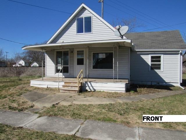 104 E Main St., Thawville, IL 60968