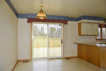 1 Heather Ln., Hawthorn Woods, IL 60047