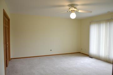 1 Heather Ln., Hawthorn Woods, IL 60047