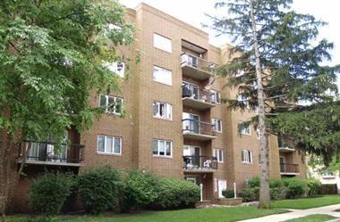 1653 River St. #402, Des Plaines, IL 60016