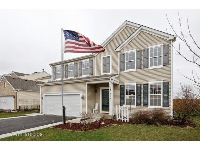 2016 Woodside Dr., Woodstock, IL 60098