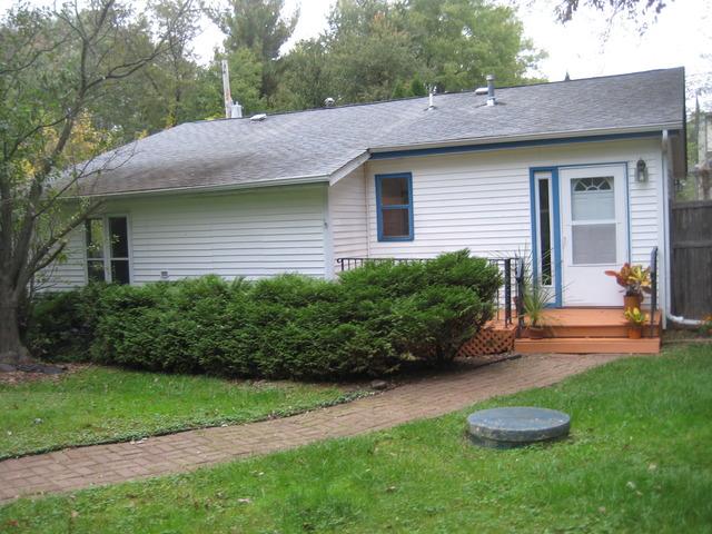 812 Paul St., Mchenry, IL 60051