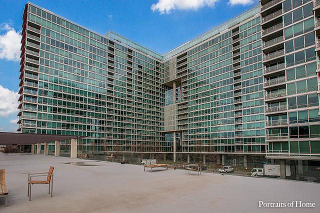 9725 Woods Dr. #504, Skokie, IL 60077