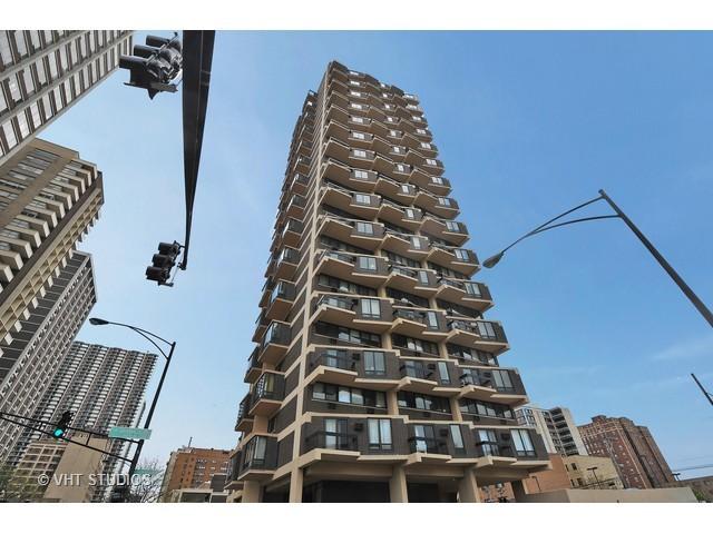 6166 N Sheridan Rd. #22K, Chicago, IL 60660