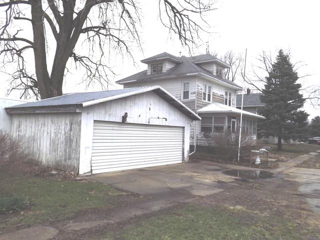1244 Market St., Nachusa, IL 61057