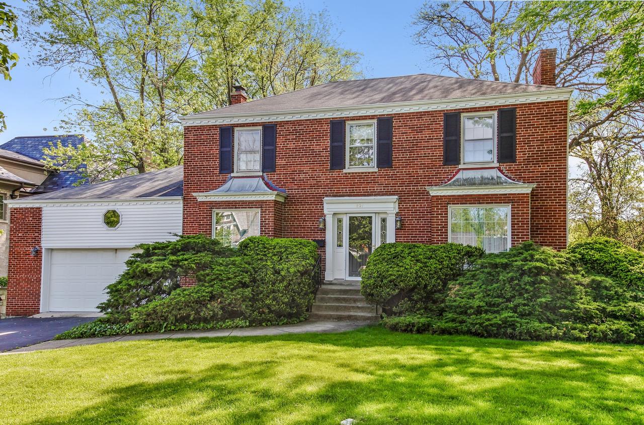 821 S Grant St., Hinsdale, IL 60521