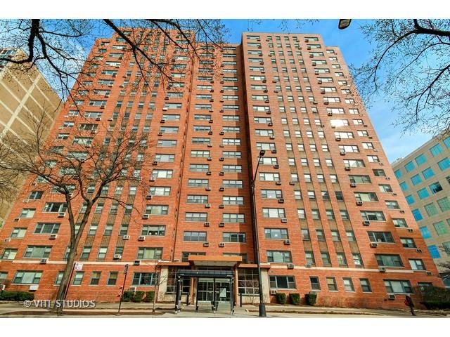 2909 N Sheridan Rd. #304, Chicago, IL 60657