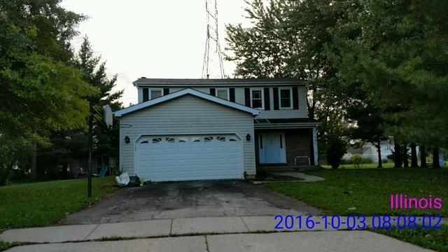 513 Parkside Ter., Crystal Lake, IL 60012