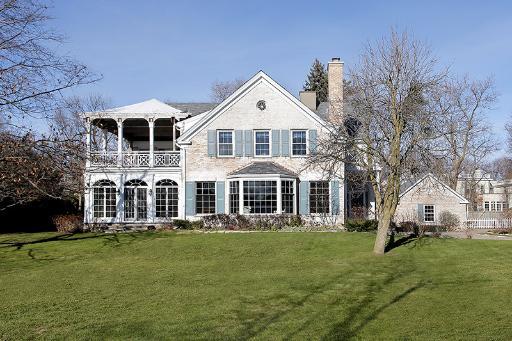 18 Indian Hill Rd., Winnetka, IL 60093