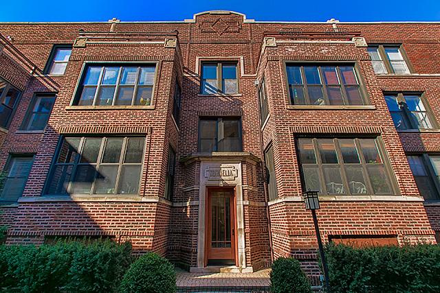 745 W Cornelia Ave. #S1, Chicago, IL 60657