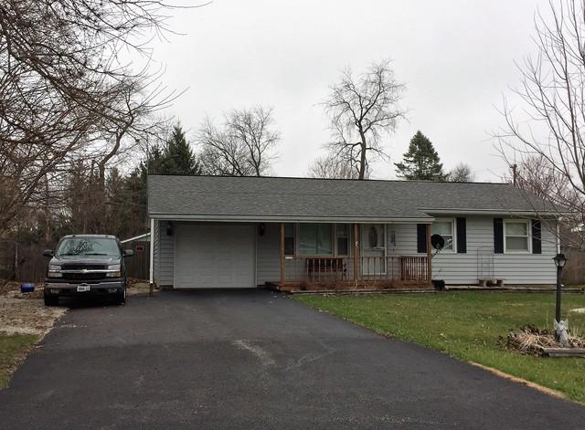 1516 Woodland Dr., Sycamore, IL 60178