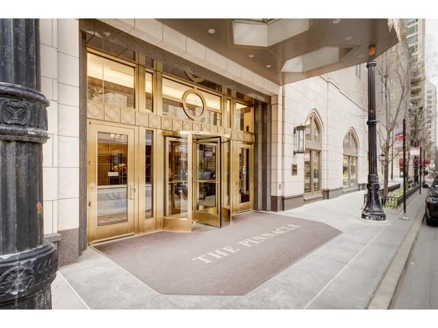 21 E Huron St. #4003, Chicago, IL 60611