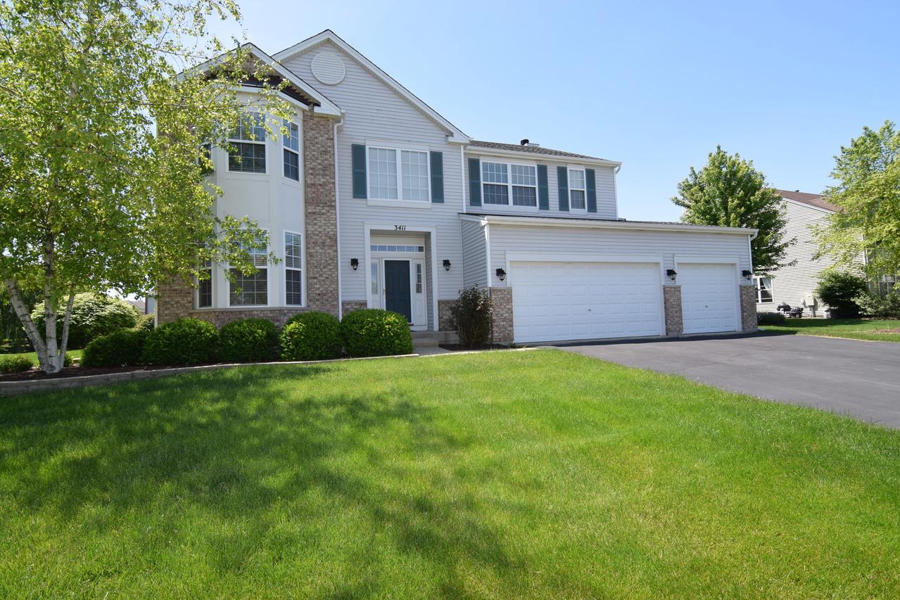 3411 Green Pastures Rd., Carpentersville, IL 60110