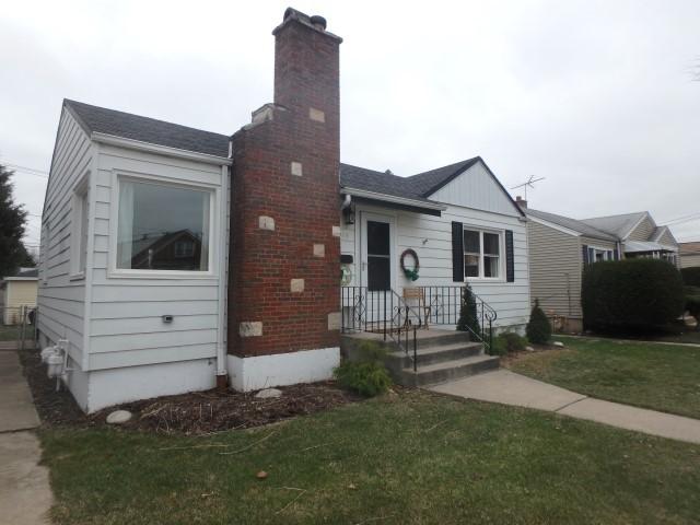 3915 W 105th St., Chicago, IL 60655