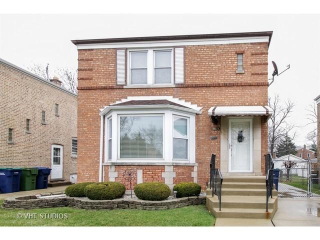 9117 S Albany Ave., Evergreen Park, IL 60805
