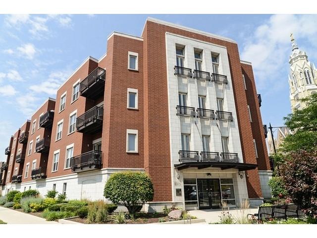 1075 W Roosevelt Rd. #305, Chicago, IL 60608