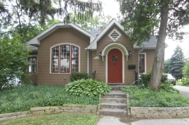 5220 Fairview Ave., Downers Grove, IL 60515