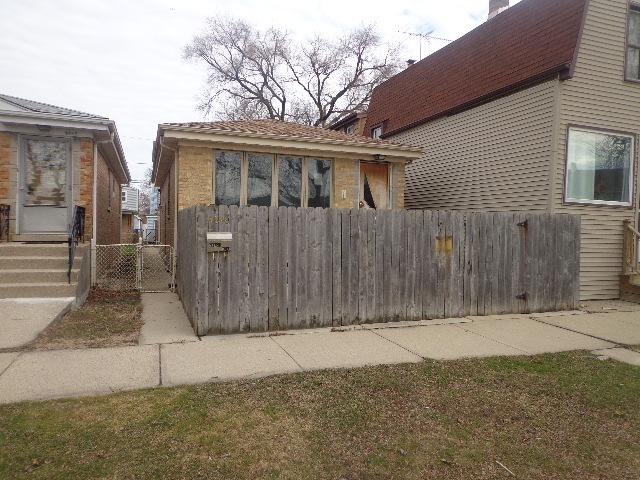 4848 W Gunnison St., Chicago, IL 60630