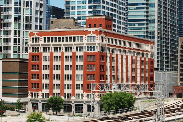 732 S Financial Pl. #206, Chicago, IL 60605