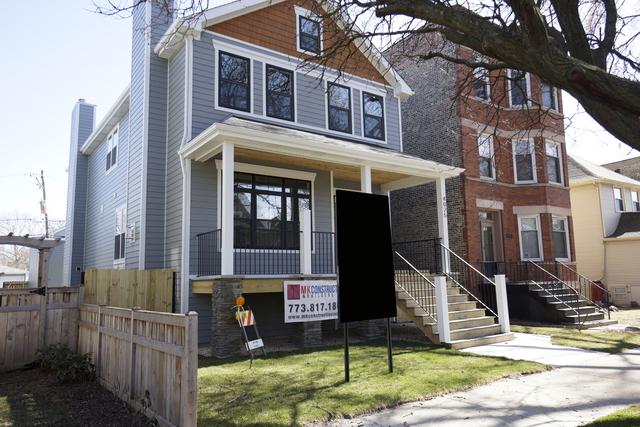 4025 N Whipple St., Chicago, IL 60618