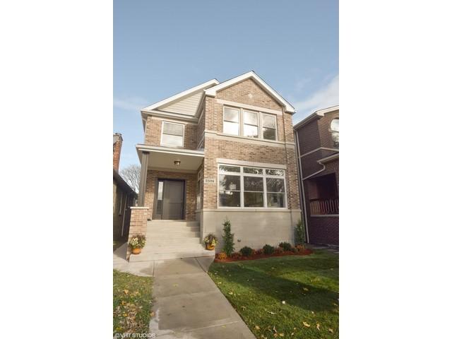 2526 W Berteau Ave., Chicago, IL 60618