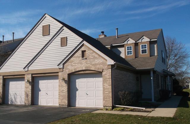 322 Crystal Ridge Dr., Crystal Lake, IL 60012