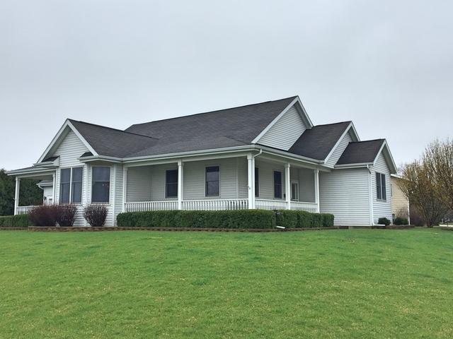 795 Canterbury Dr., Crystal Lake, IL 60014