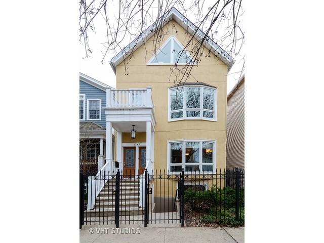 1343 W Nelson St. #1, Chicago, IL 60657