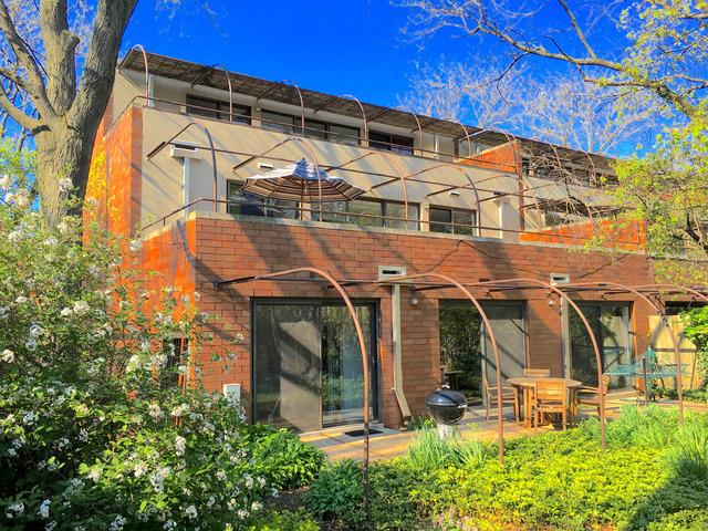 1119 E 53rd St., Chicago, IL 60615