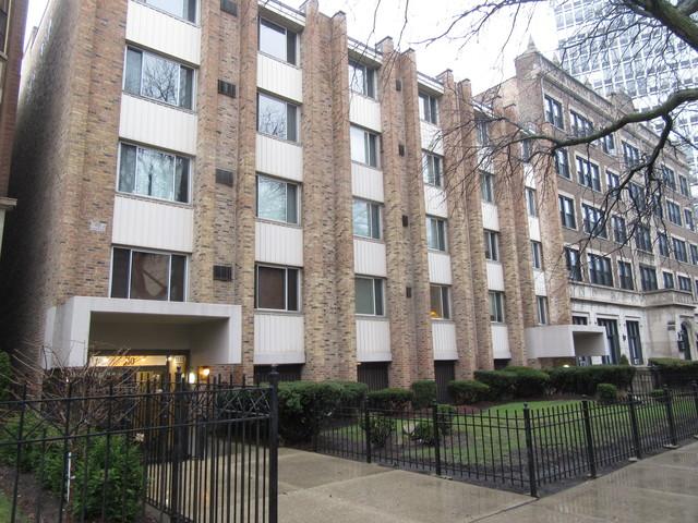 510 W Fullerton Pkwy. #303, Chicago, IL 60614