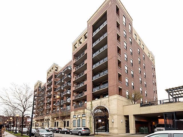 811 W 15th Pl. #312, Chicago, IL 60608