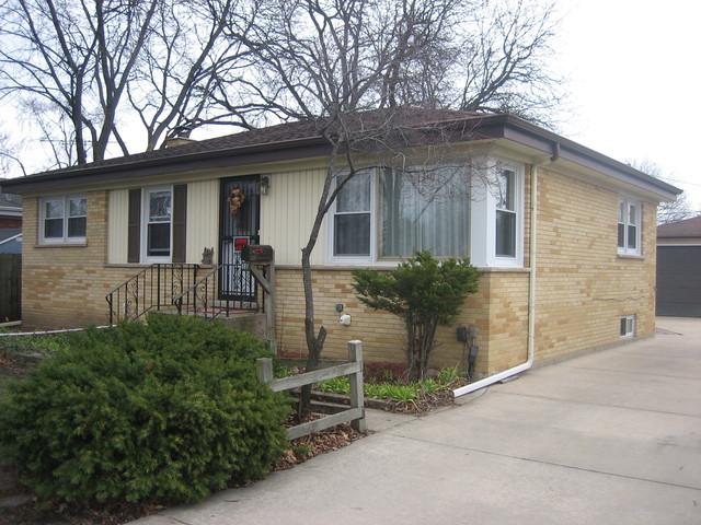 481 N Mt Prospect Rd., Des Plaines, IL 60016