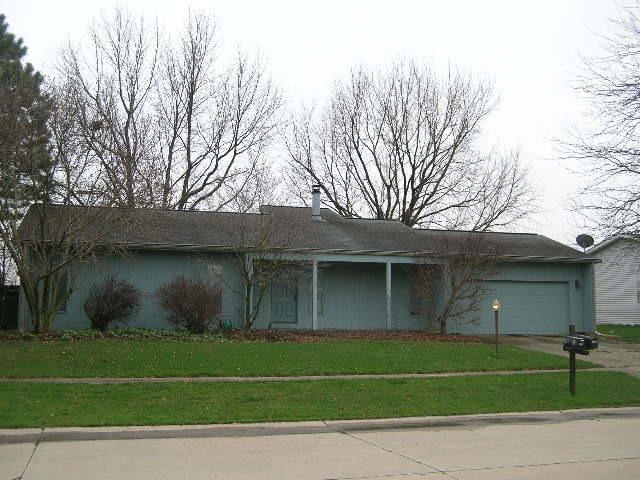 2001 Kenny Ave., Champaign, IL 61822