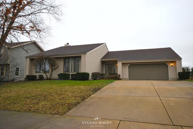 800 Cottonwood Dr., North Aurora, IL 60542