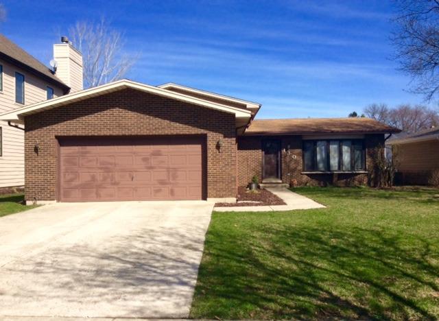 130 Hidden View Dr., Westmont, IL 60559