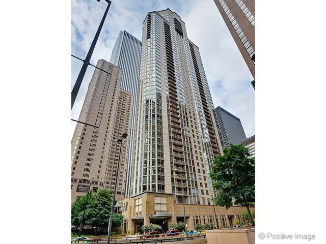 222 N Columbus Dr. #2205, Chicago, IL 60601