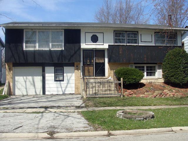 1637 215th Pl., Sauk Village, IL 60411