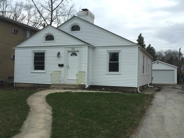 902 N Berwick Blvd., Waukegan, IL 60085