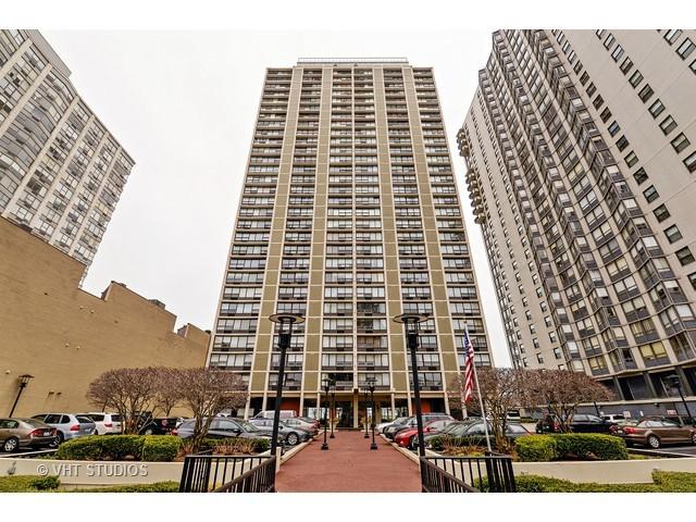 5733 N Sheridan Rd. #22A, Chicago, IL 60660
