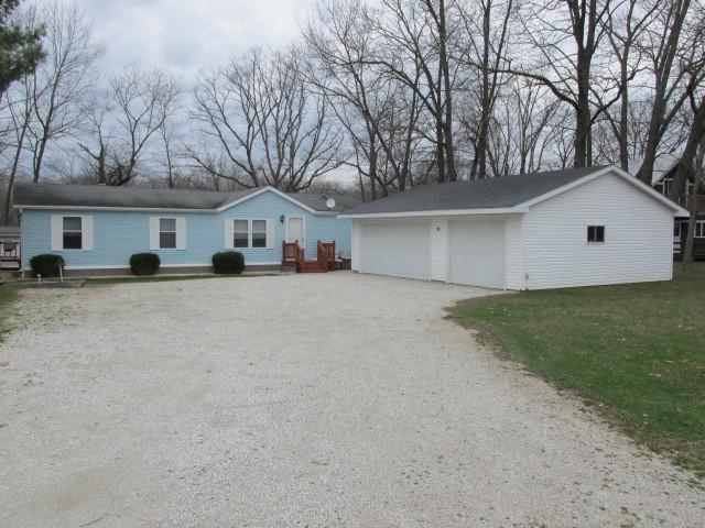 7603-87 E 2700n Rd., Manville, IL 61319