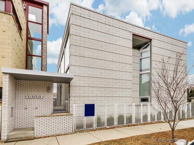 2735 W Cortland St., Chicago, IL 60647