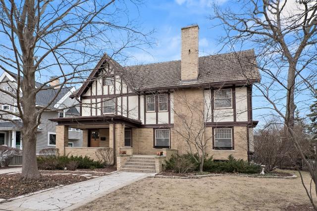 816 Lake Ave., Wilmette, IL 60091