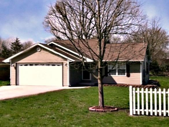637 N Sangamon Ave., Gibson City, IL 60936