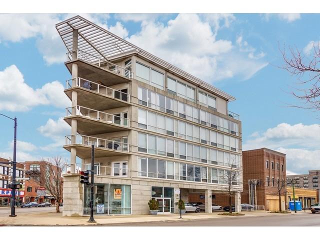 3110 N Greenview Ave. #2E, Chicago, IL 60657