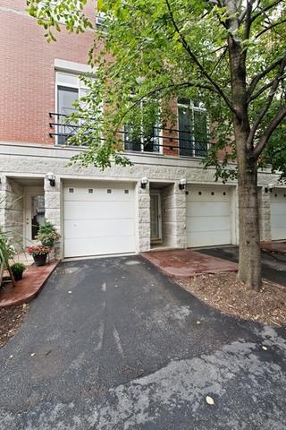 1522 S Prairie Ave. #B, Chicago, IL 60605