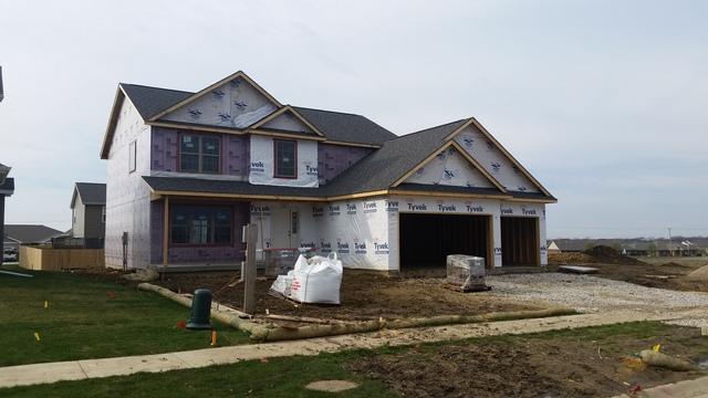 1611 Hunters Ridge Ct., Mahomet, IL 61853