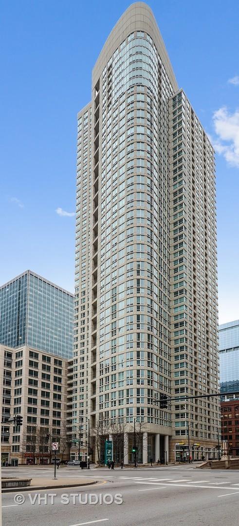 345 N Lasalle Blvd. #3604, Chicago, IL 60654